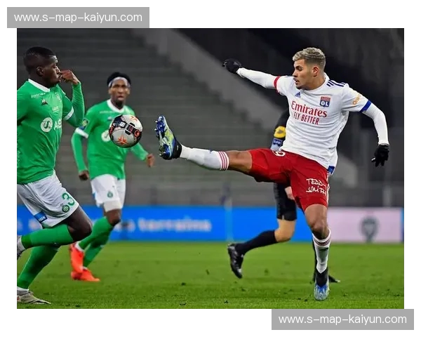 鹰啸伊斯坦布尔，狮吼罗讷河畔：贝西克斯塔与里昂的宿命之战